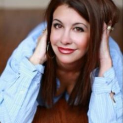 Jennifer Icaza Gast